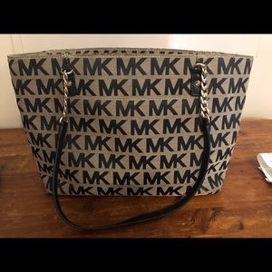 MK purse